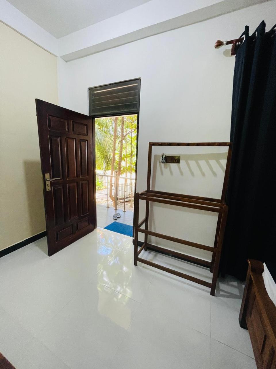 Natraj Guest House تريكونامالاي المظهر الخارجي الصورة